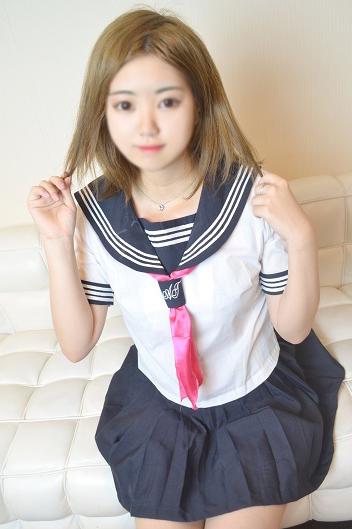 もえな(18)
